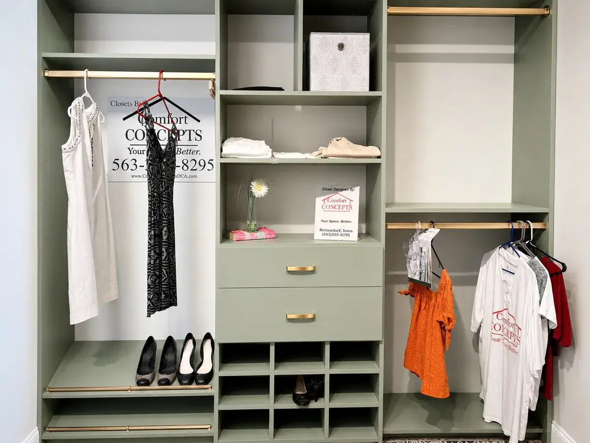 Sage reach-in closet system
